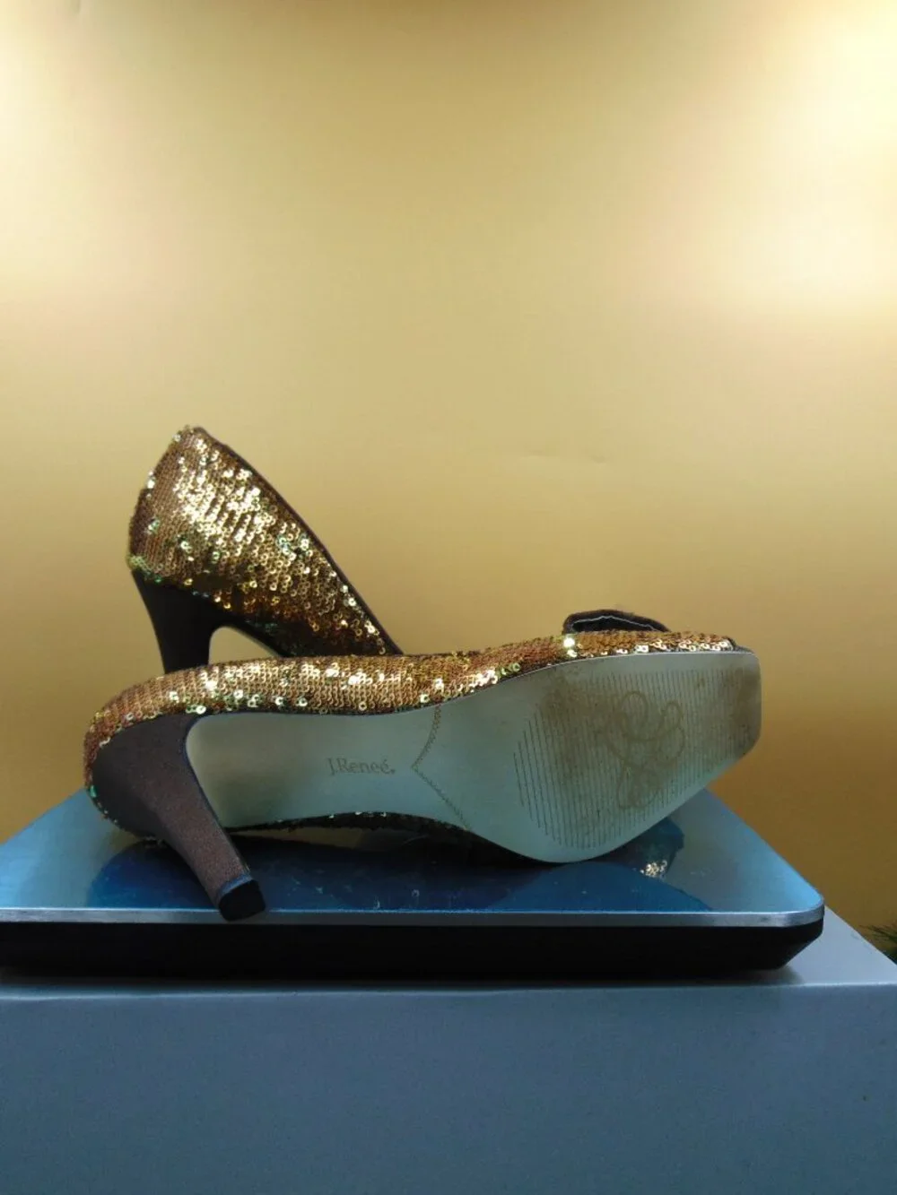 J.Renee Bronze Gold Sequin Bow Peep Toe Heels Pumps Womens Size 10M